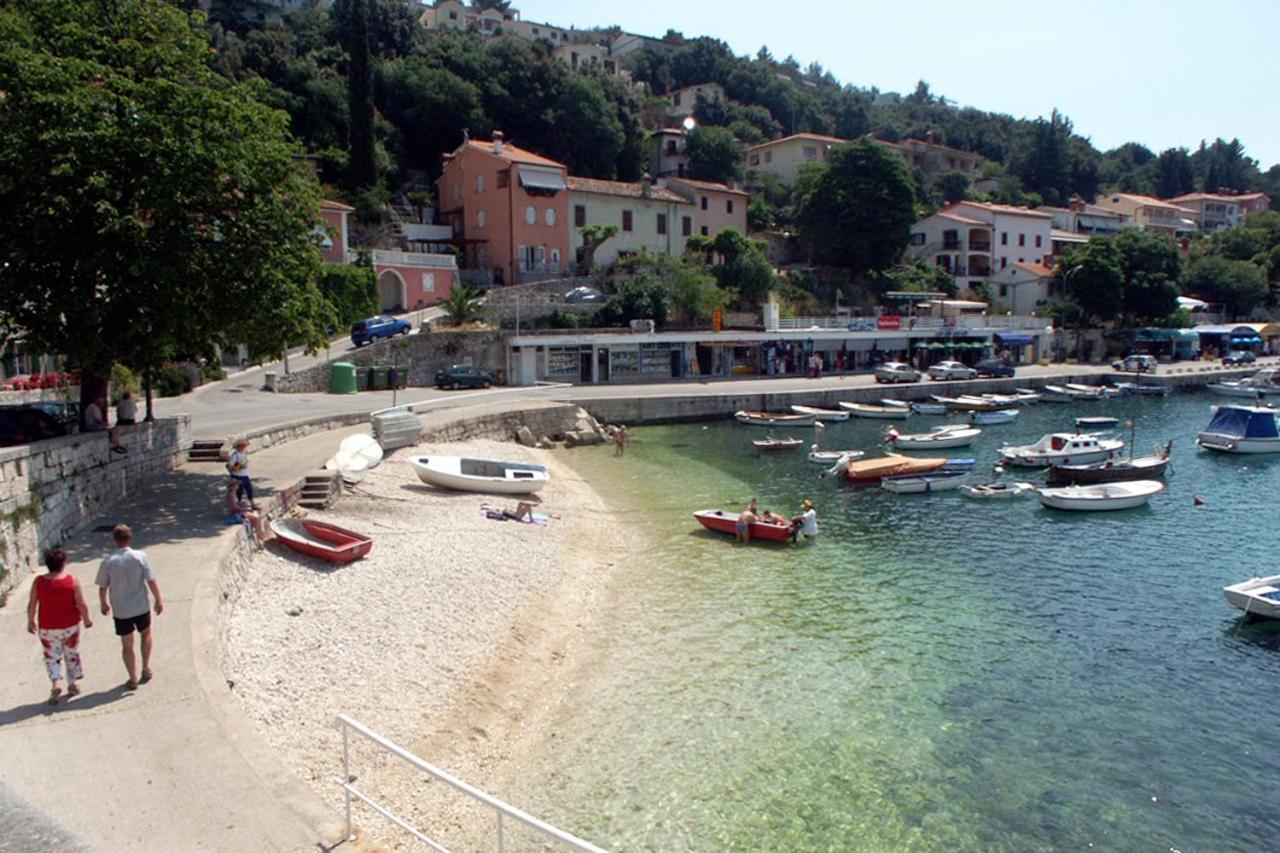 Apartments With A Parking Space Rabac, Labin - 2340 Εξωτερικό φωτογραφία