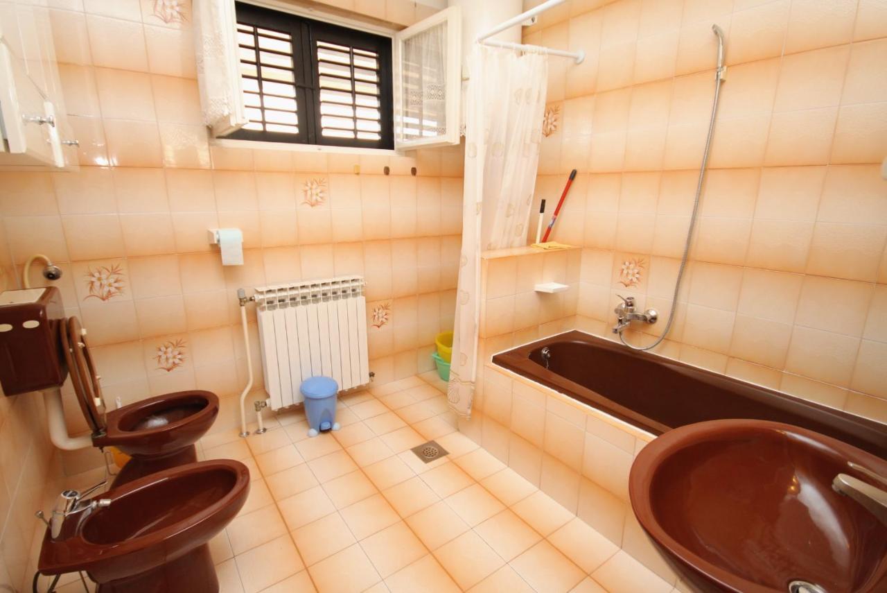 Apartments With A Parking Space Rabac, Labin - 2340 Εξωτερικό φωτογραφία