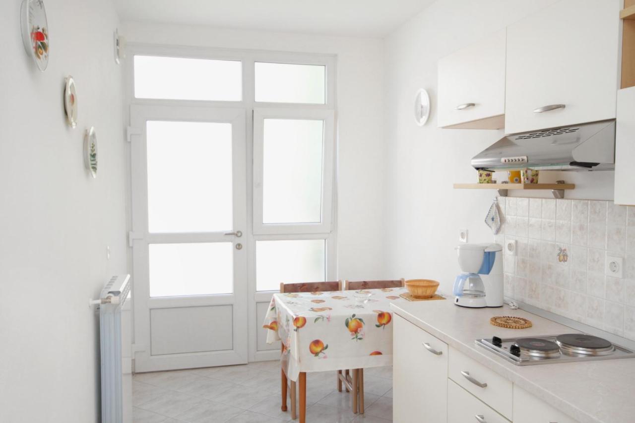 Apartments With A Parking Space Rabac, Labin - 2340 Εξωτερικό φωτογραφία